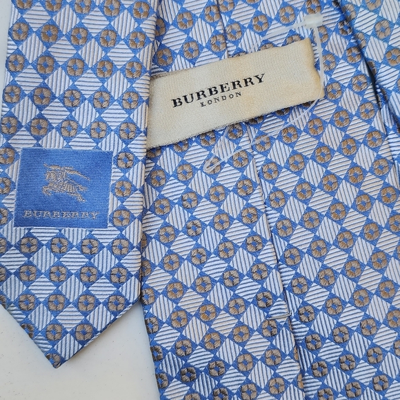 Burberry Other - Burberry tie in good condition has some small stains